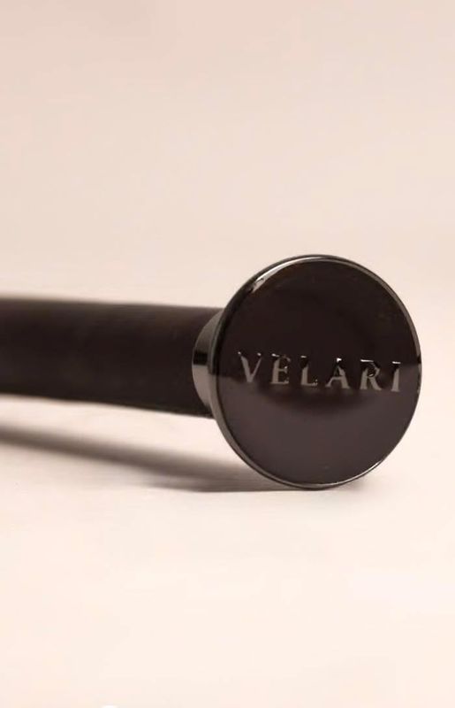 Velari Jumping Whip Guidance Leather Grip