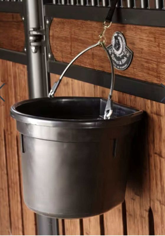 Grooming Deluxe Water Bucket Sort 18L