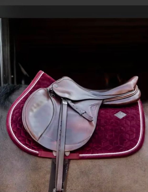 Kentucky Saddle Pad Velvet Jumping