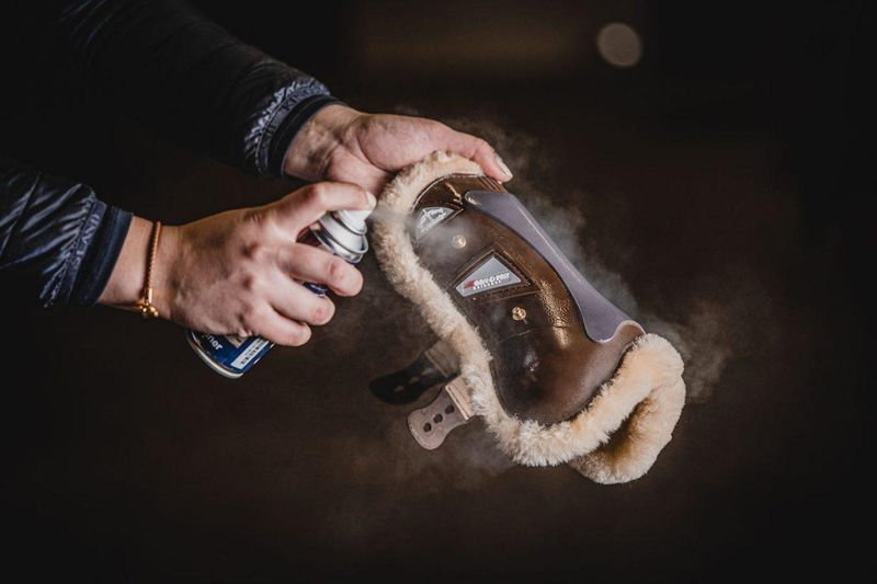 ONE Equestrian Boots Cleaner
